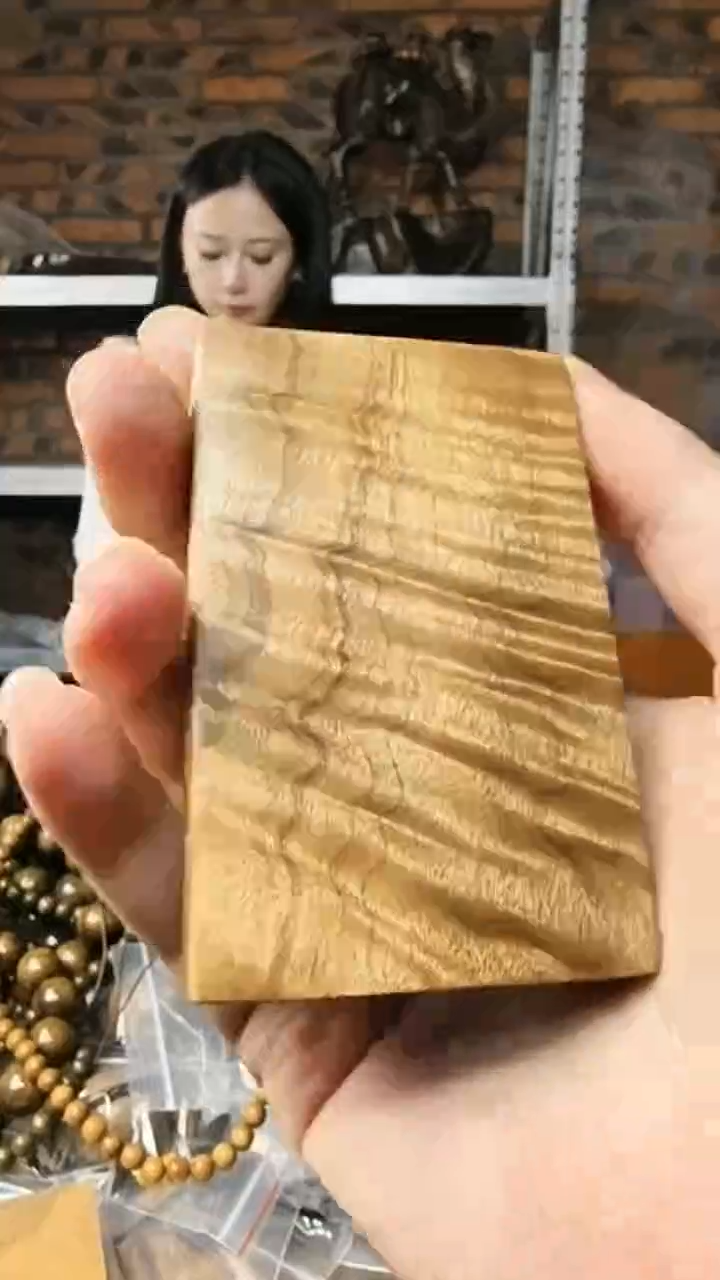 【闪购商品】金丝楠无事牌手把件