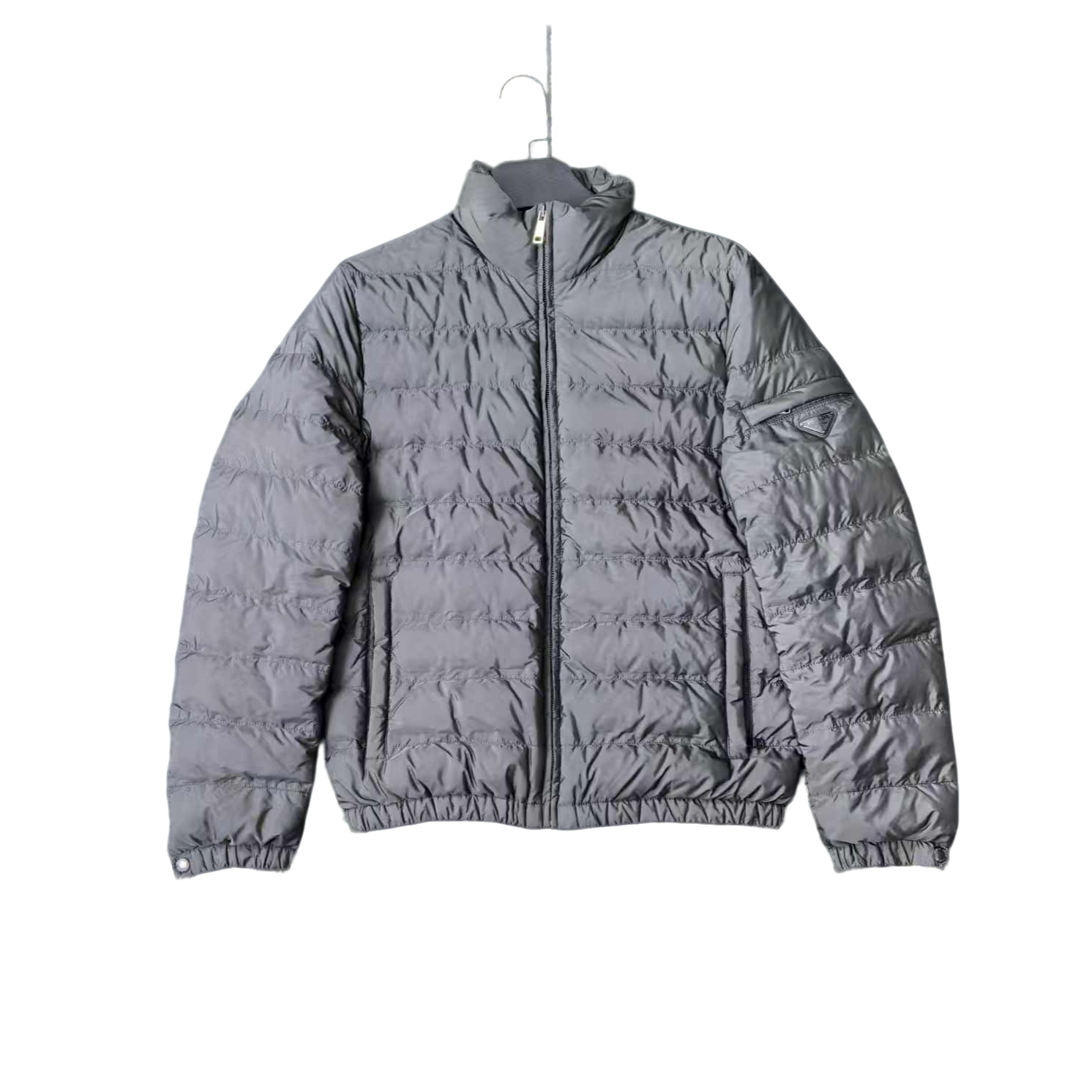 99新 Prada/普拉达 Prada三角钢标羽绒服/48码/99新