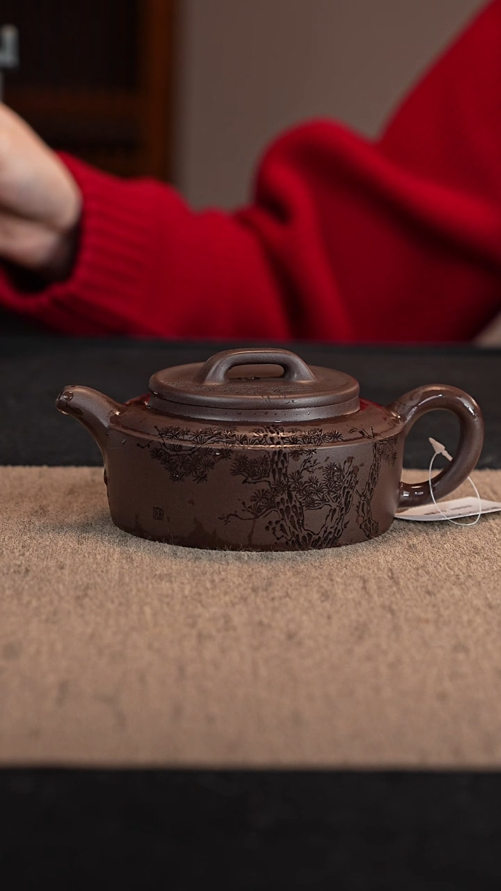 【闪购商品】紫砂茶壶黑疾星周盘
