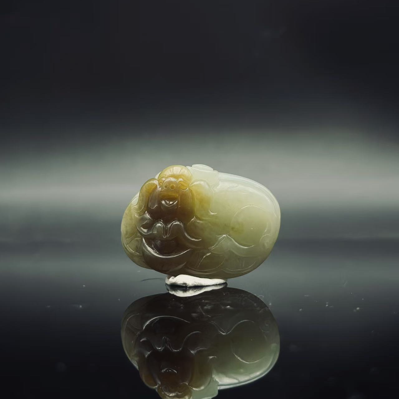 和田玉且末糖白哼哼来财 3601