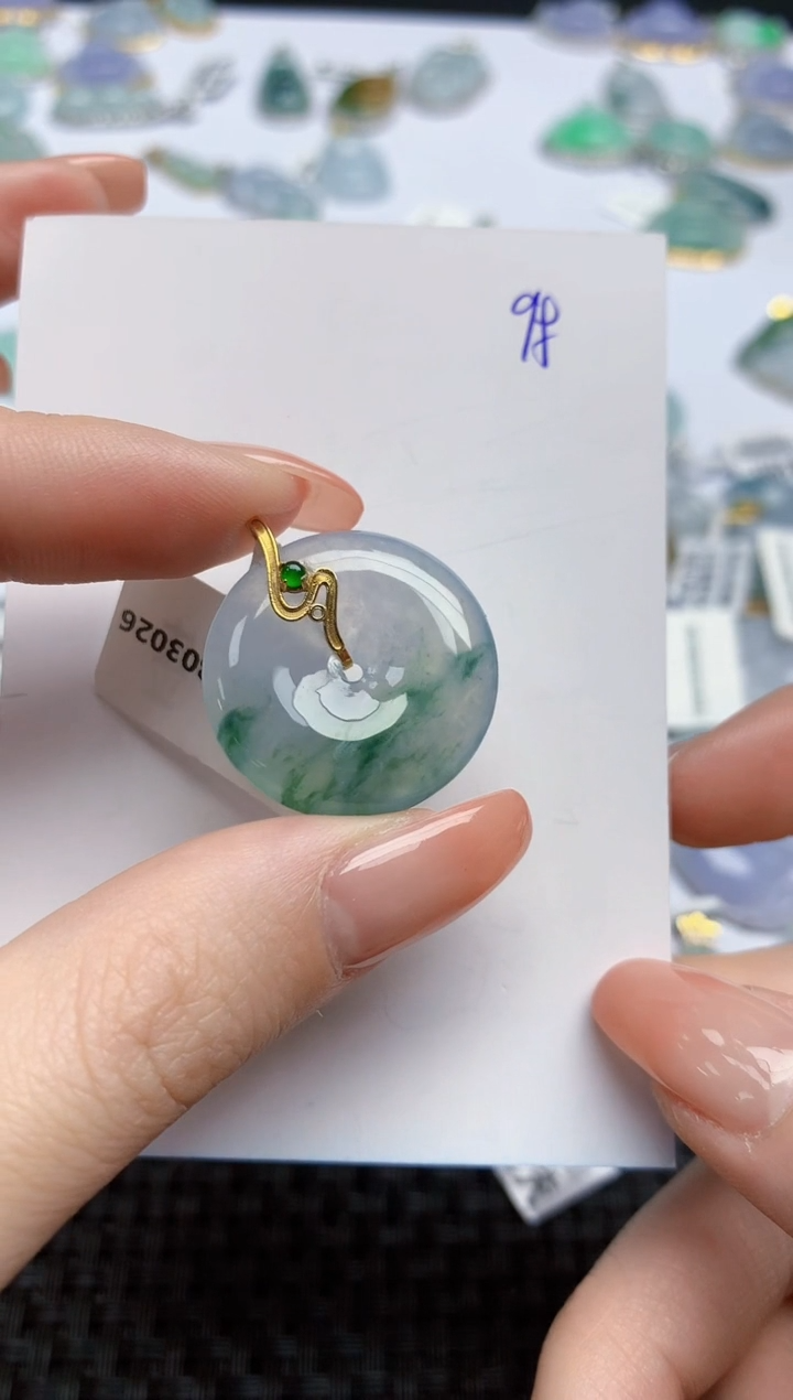 【闪购商品】翡翠颈饰18K金镶嵌天然翡翠A货