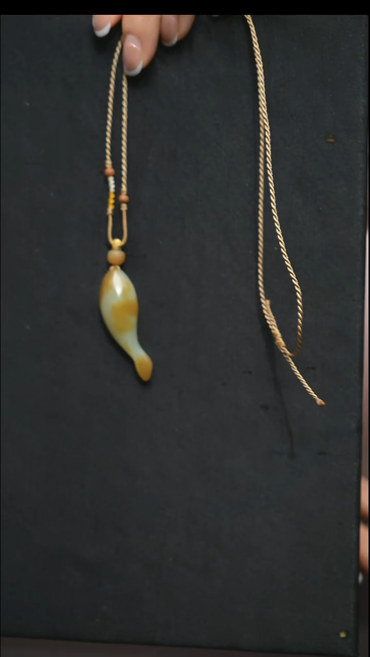 颈饰未镶嵌和田玉颈饰 未镶嵌 和田玉