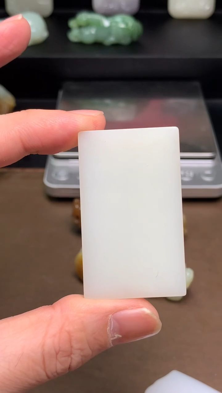 颈饰未镶嵌和田玉崔**.48 通