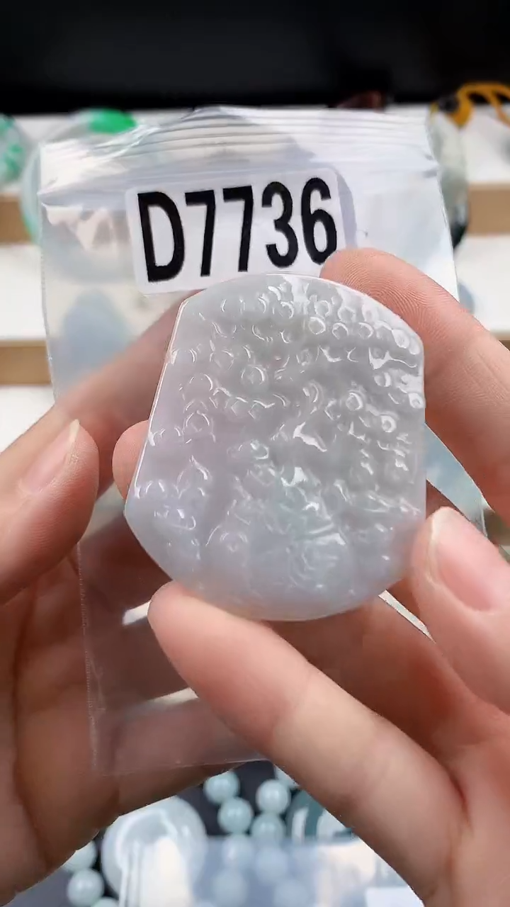 颈饰未镶嵌翡翠颈饰未镶嵌缅甸天然翡翠吊坠