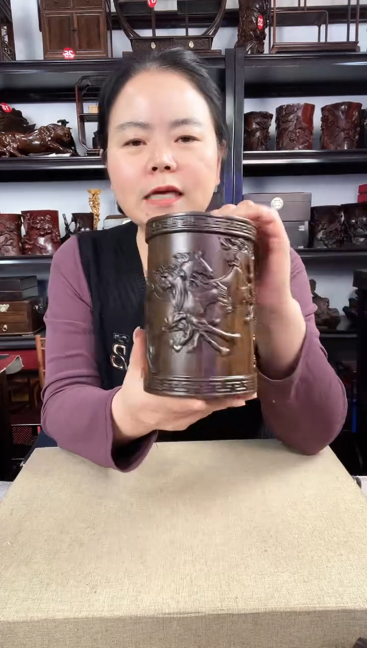 木老李红木工艺品马笔筒