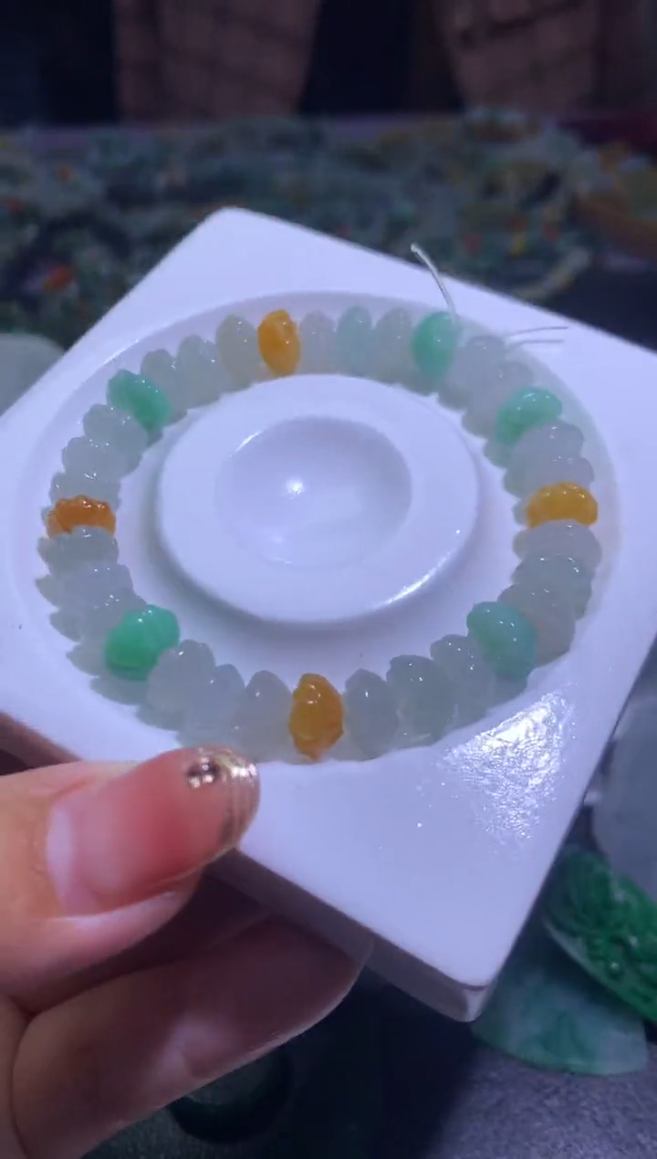 【闪购商品】定制翡翠未镶嵌毛货