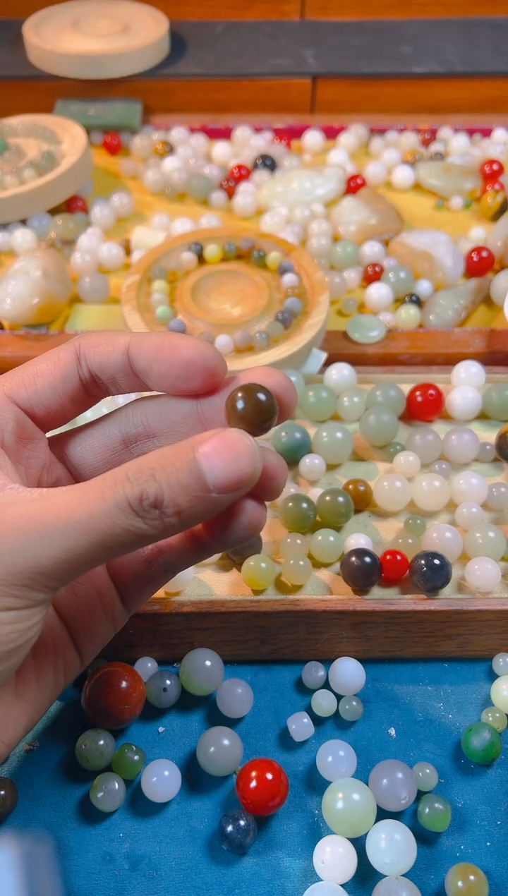 【闪购商品】和田玉散珠未镶嵌卡14