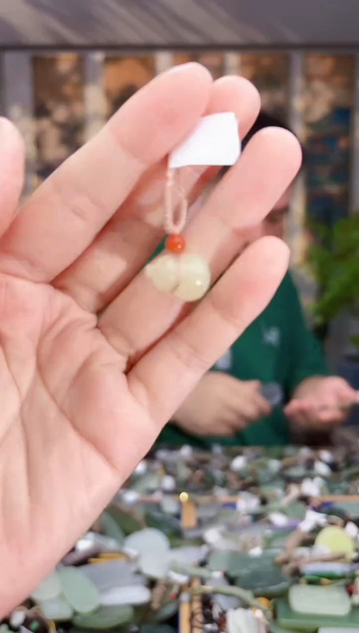 未镶嵌和田玉挂件拍一发一