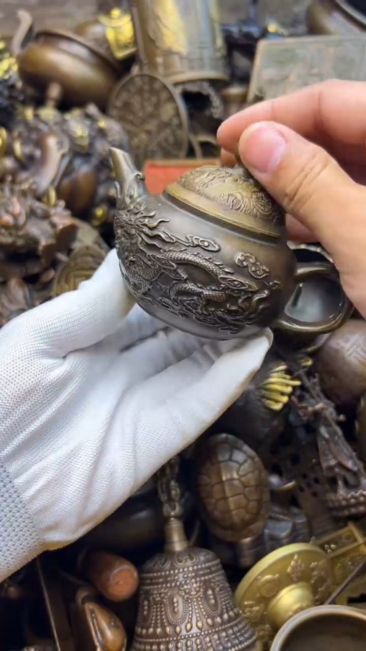 精美铜器，点击下单