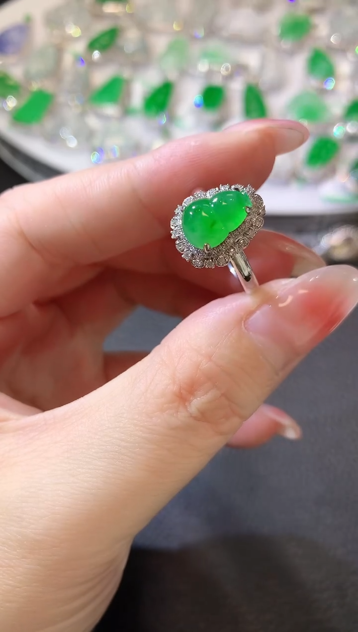 【闪购商品】翡翠戒指18K金镶嵌A64 翡翠