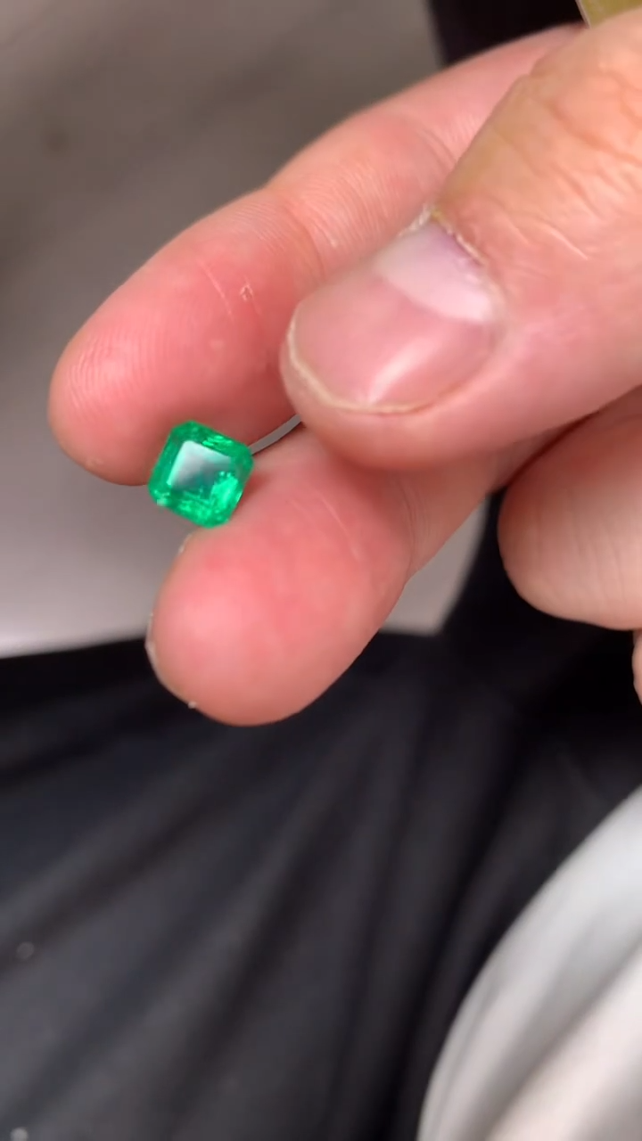 【闪购商品】祖母绿裸石未镶嵌1