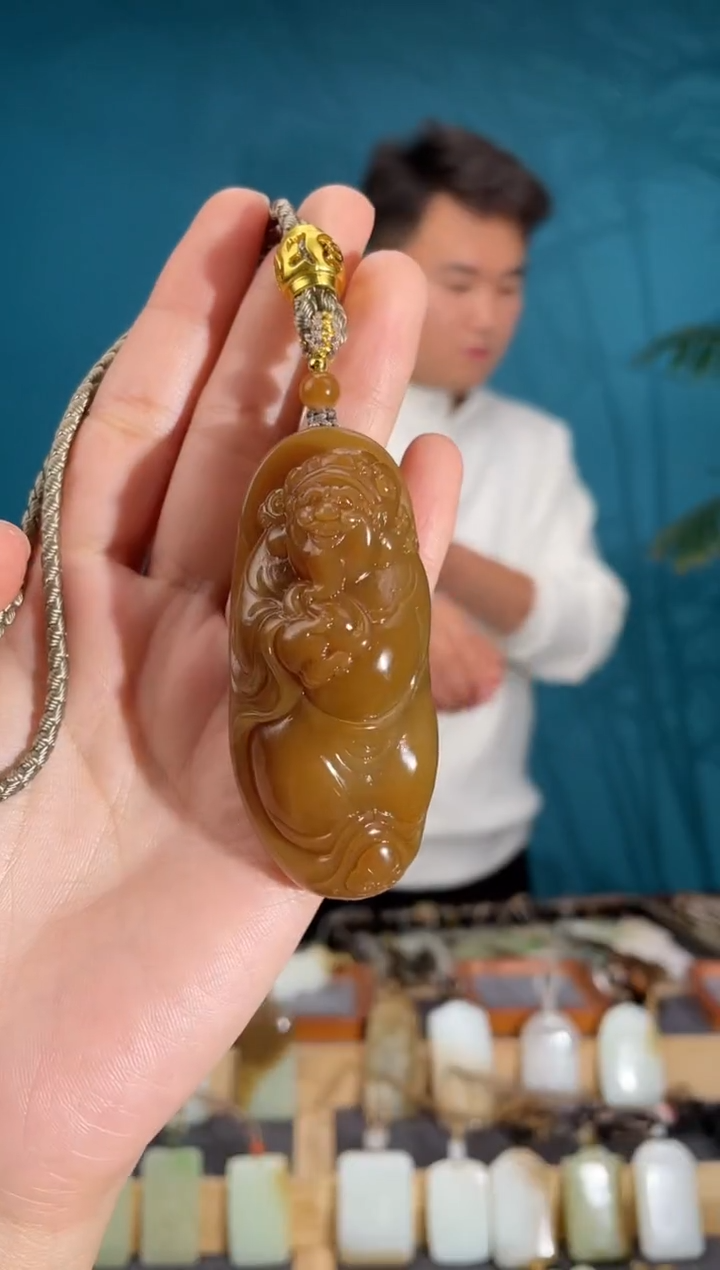 颈饰未镶嵌和田玉1