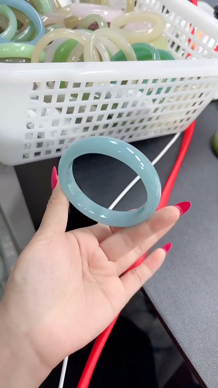 未镶嵌手镯石英质玉352/60.5