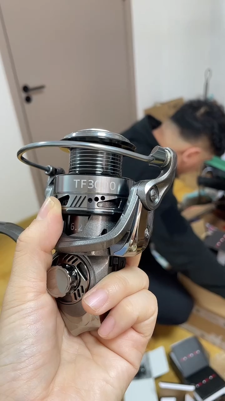 陈**酒（渔轮）TF  3000型 金属轮
