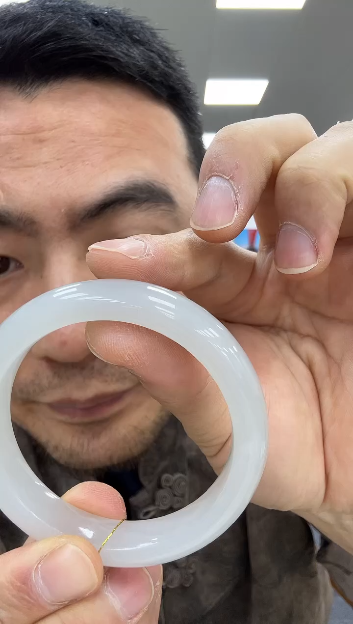 【闪购商品】和田玉手镯未镶嵌55 176