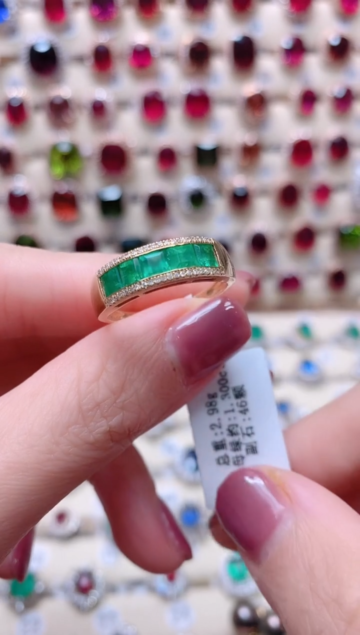 【闪购商品】祖母绿18K金戒指18K金镶嵌1