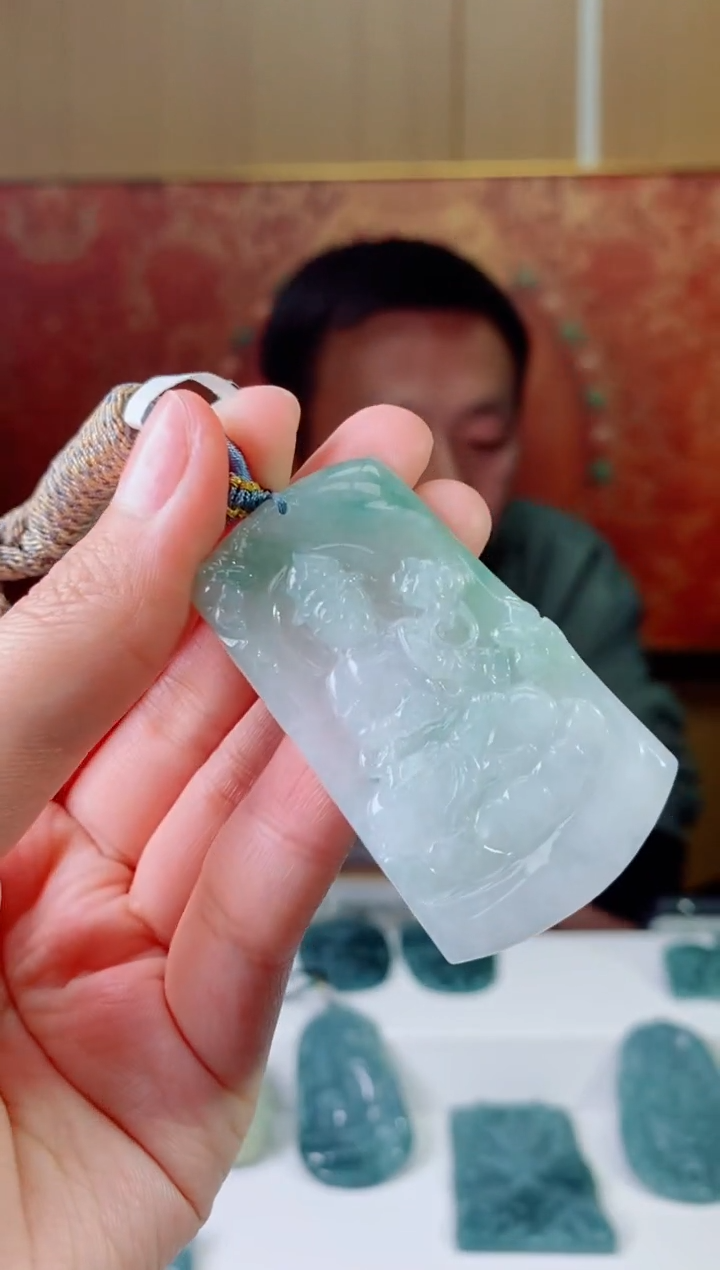 【闪购商品】翡翠颈饰未镶嵌翡翠