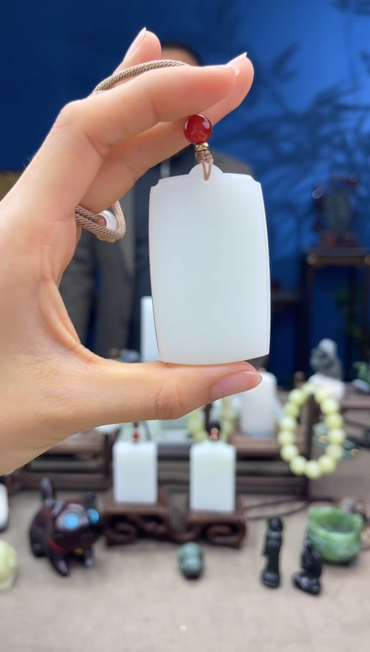 【闪购商品】和田玉颈饰未镶嵌1