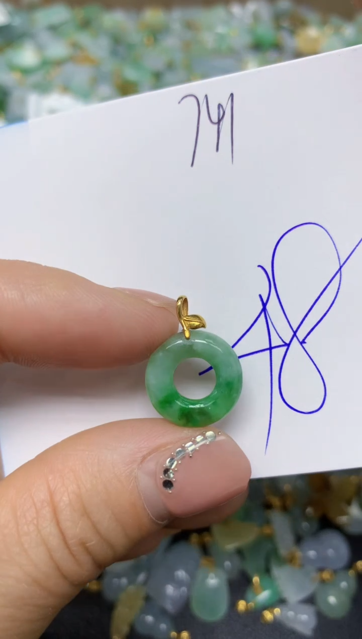 【闪购商品】翡翠挂件18K金镶嵌 天然翡翠A货