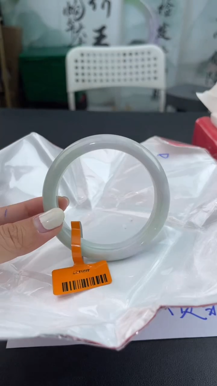 【闪购商品】翡翠手镯未镶嵌16翡翠手镯