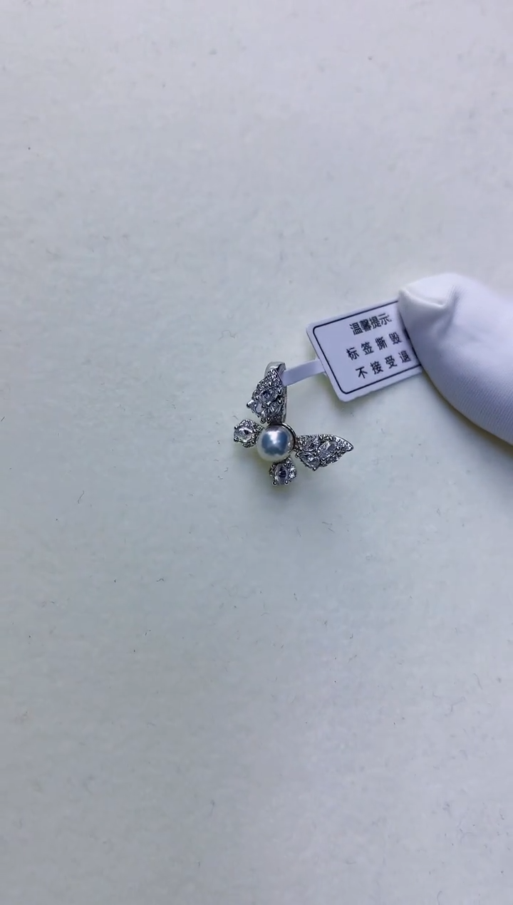 【闪购商品】海水珍珠饰品银S925镶嵌设计款吊坠