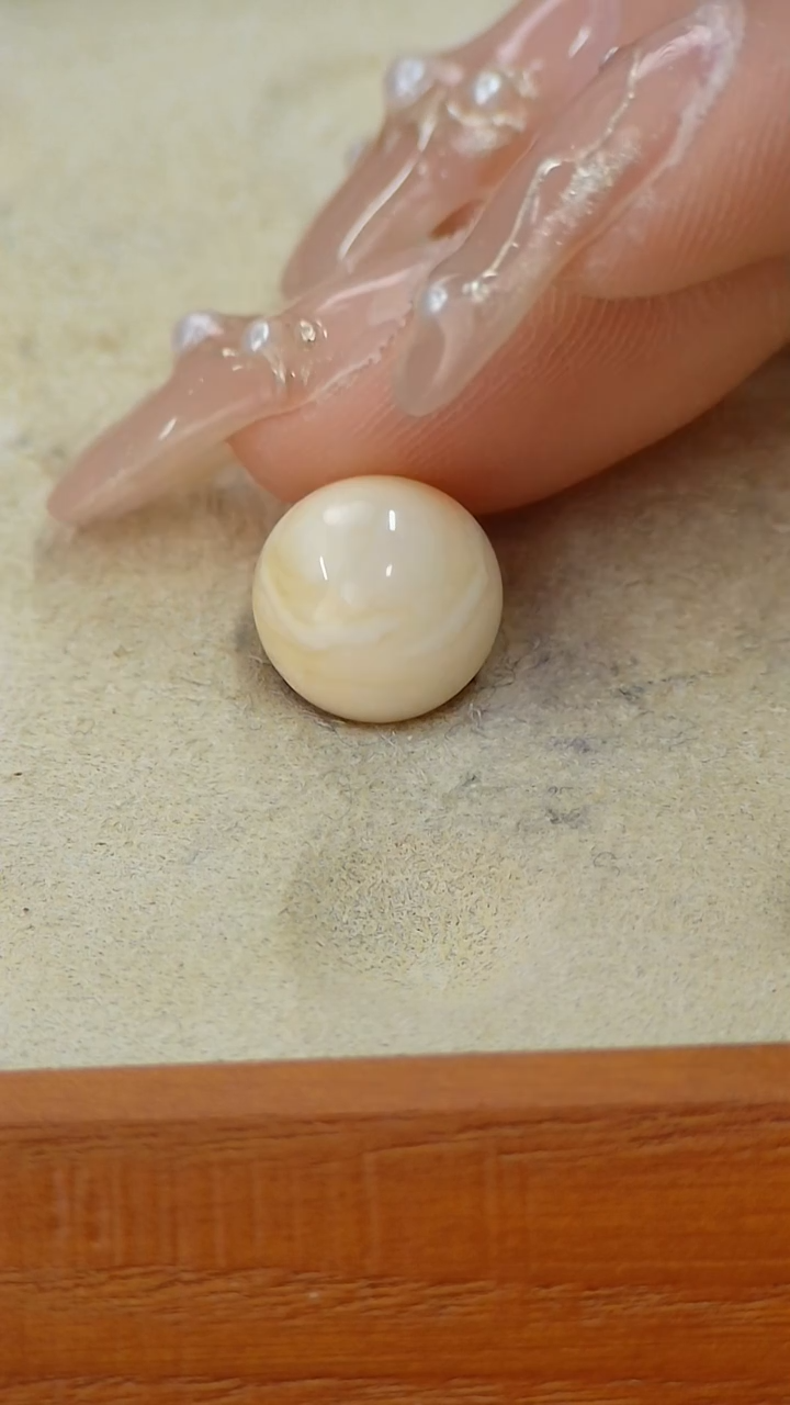 【闪购商品】蜜蜡裸石未镶嵌俄料圆珠11.1mm0.755克