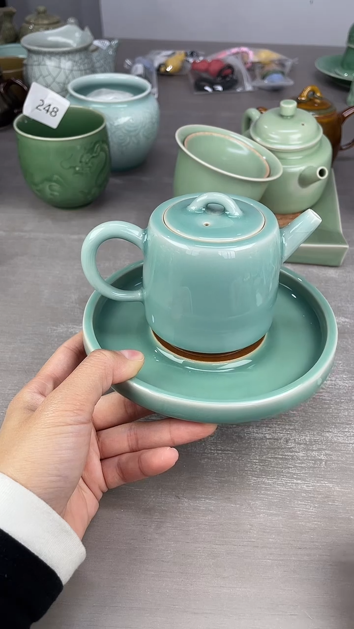 青瓷仓储清仓福利微瑕