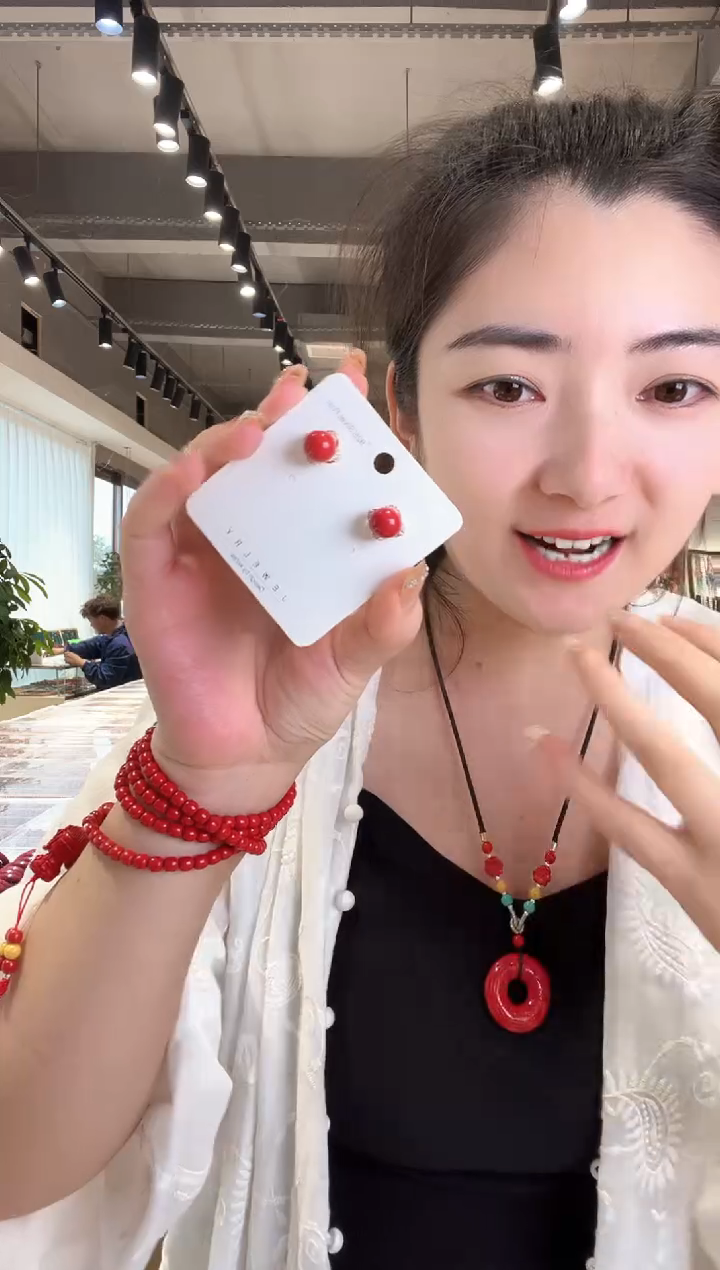 含辰砂工艺品朱砂四叶草耳钉