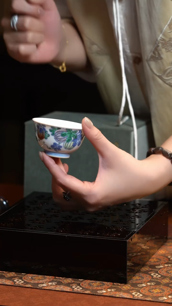 【闪购商品】J涂杏花窑斗彩瓜果绵绵杯