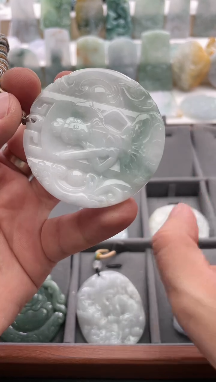 【闪购商品】翡翠颈饰未镶嵌..../2/18/ 97