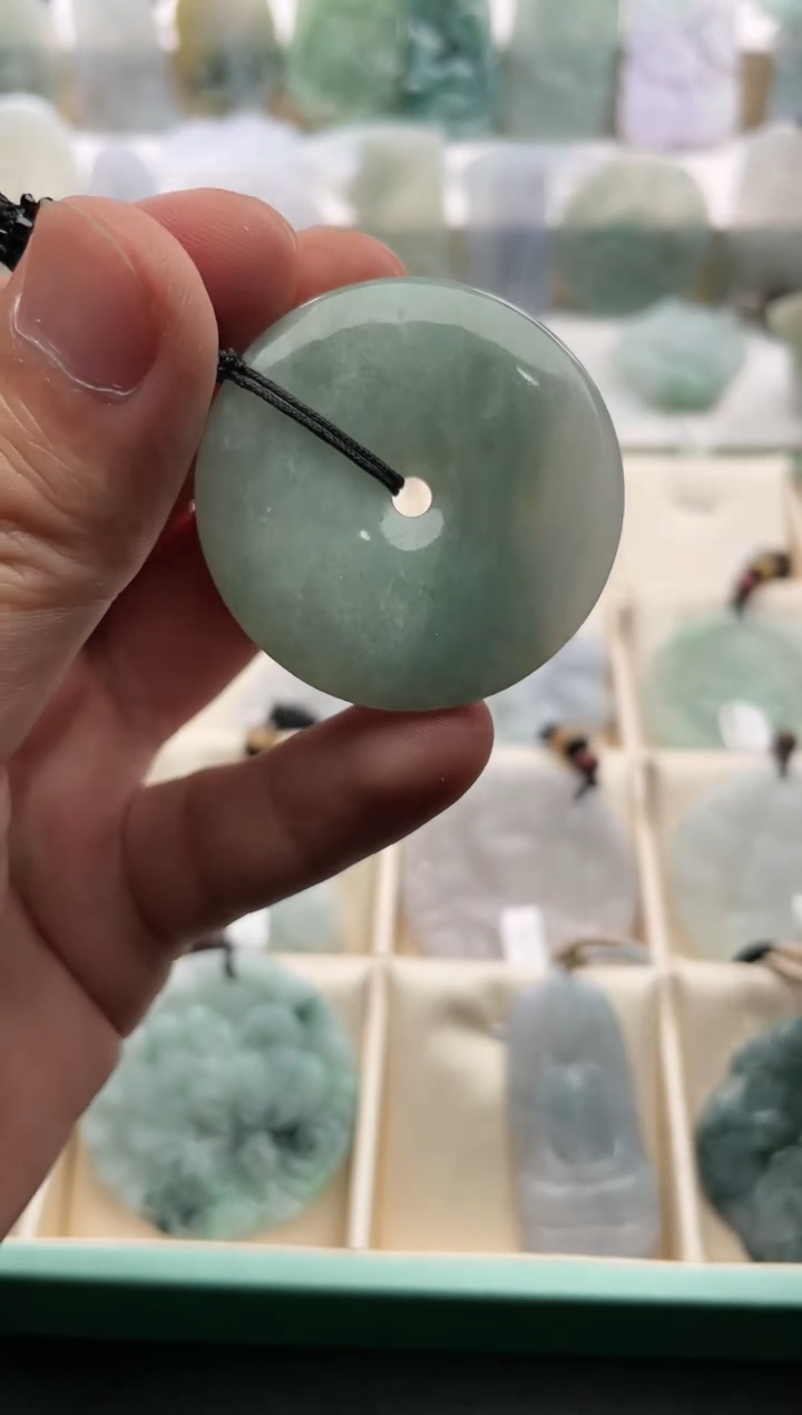 【闪购商品】翡翠颈饰未镶嵌..../2/14/ 122