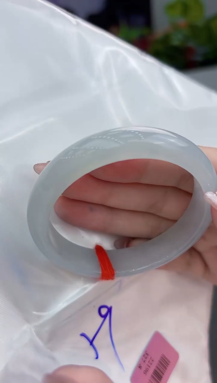 【闪购商品】翡翠手镯未镶嵌翡翠手镯