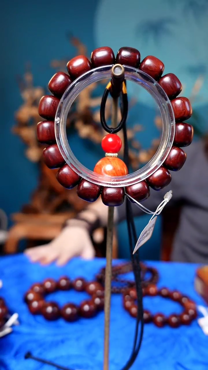 【闪购商品】木本降真香海南红降花梨公手串