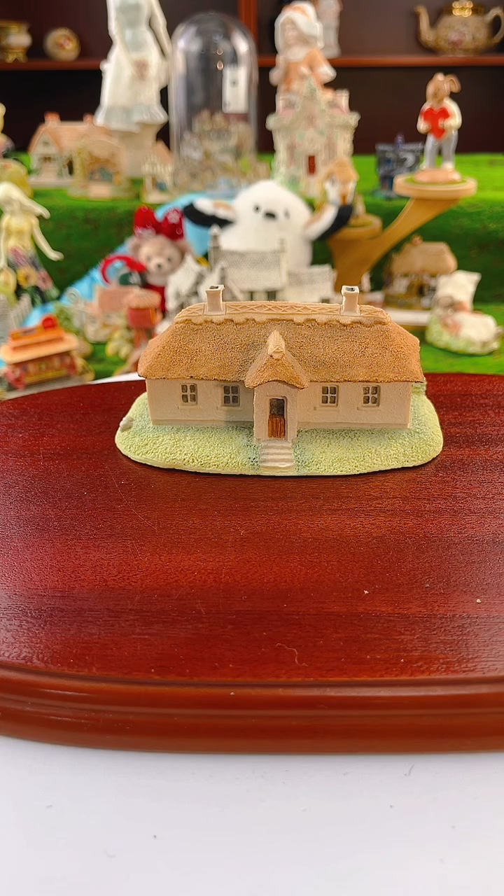 【闪购商品】紫砂茶宠Lilliput中古小房子