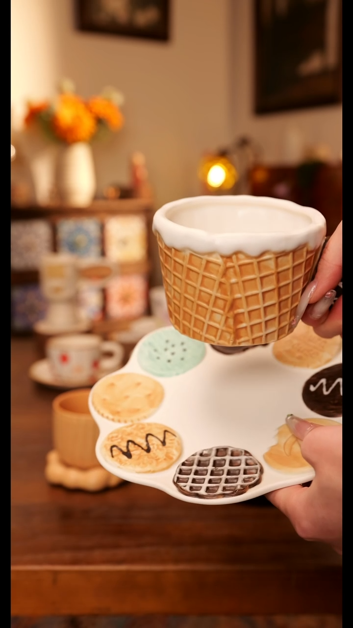 陶瓷便携款华夫饼杯碟手作一套  手绘釉下彩