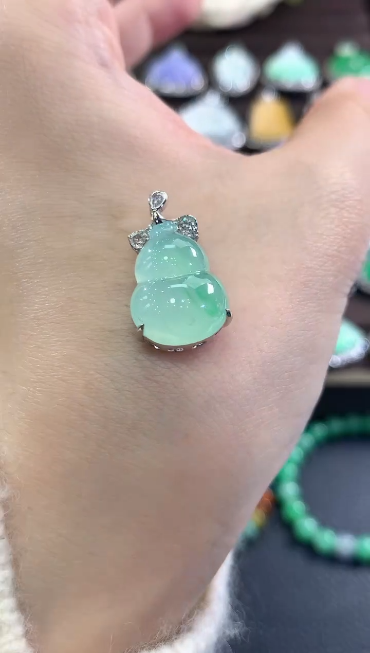 吊坠(不含链)18K金镶嵌翡翠b69  