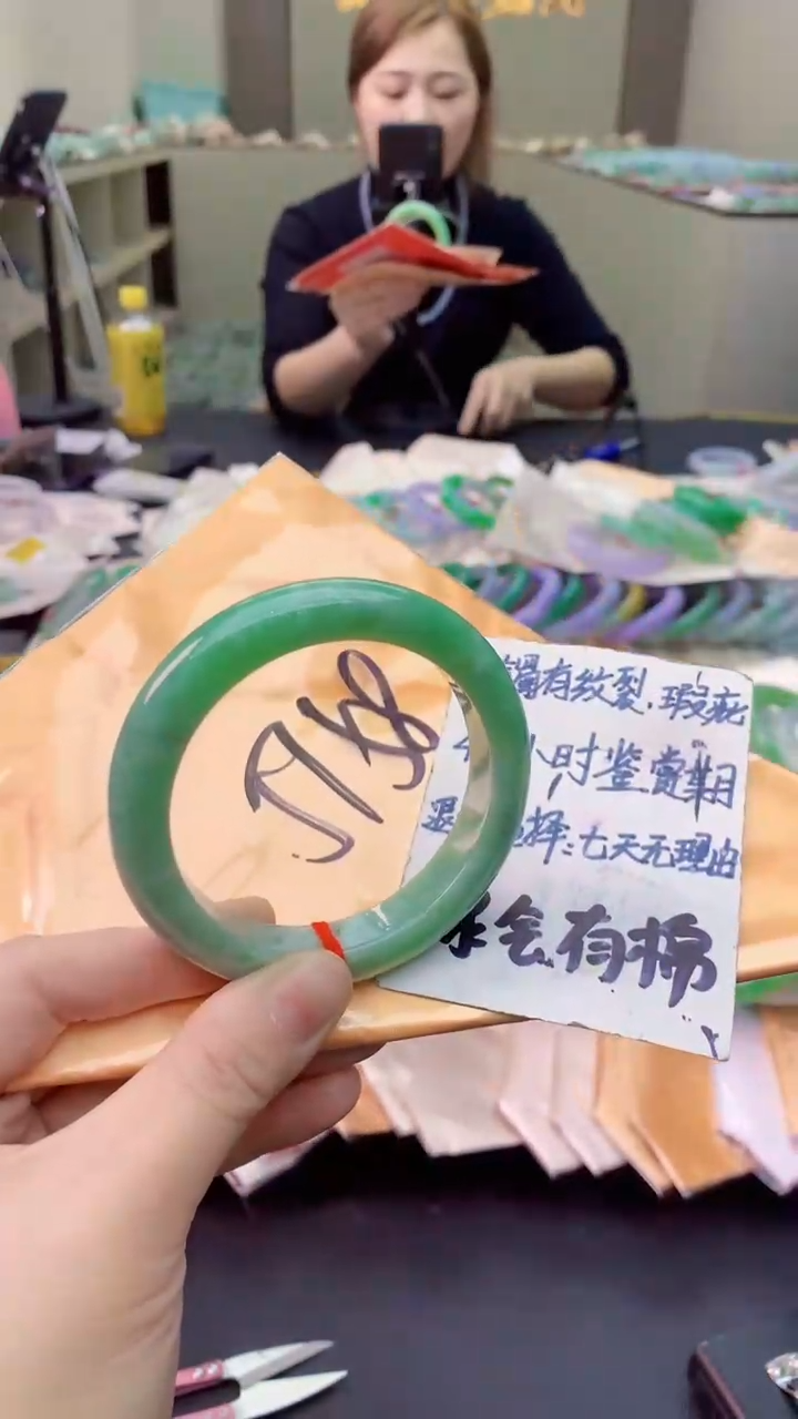 翡翠未镶嵌手镯0817368430