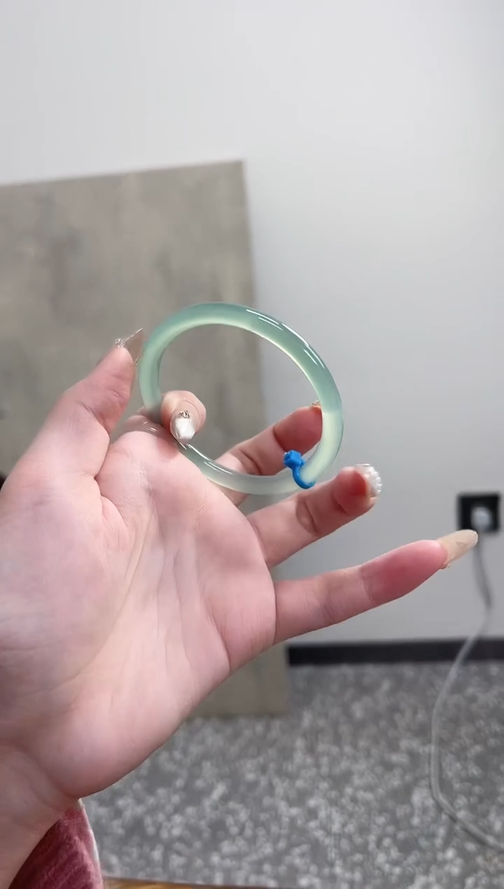 【闪购商品】玛瑙/玉髓手镯未镶嵌56圈 需要包容