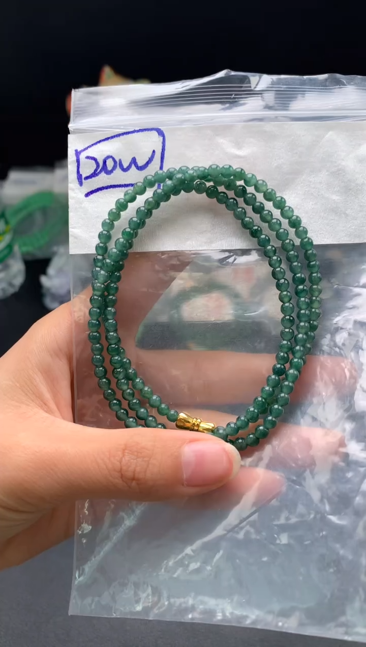 未镶嵌挂件翡翠16  卡3.8