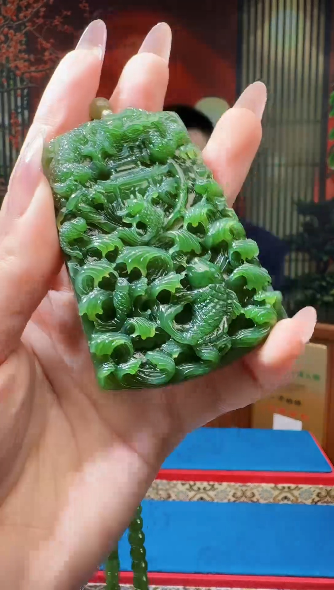 定制和田玉名家匠心馆和田玉多样性发一