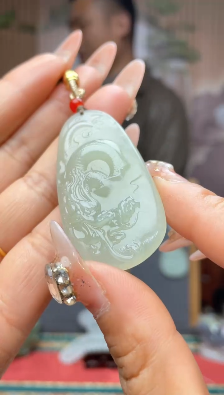 【闪购商品】和田玉颈饰未镶嵌一