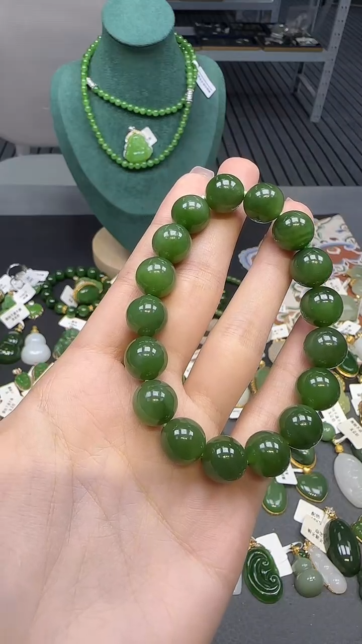 未镶嵌手串和田玉1