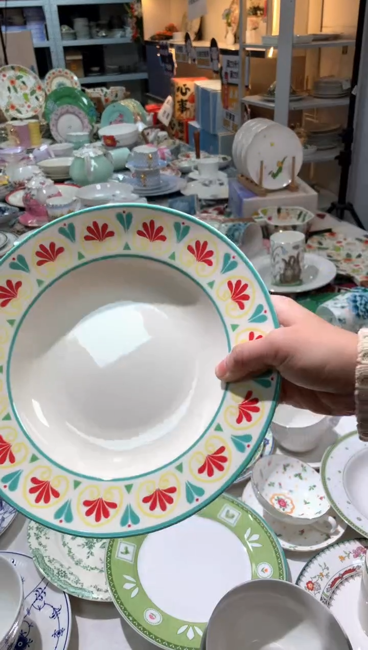 【闪购商品】瓷片陶瓷原单CC305餐具1个汤盘