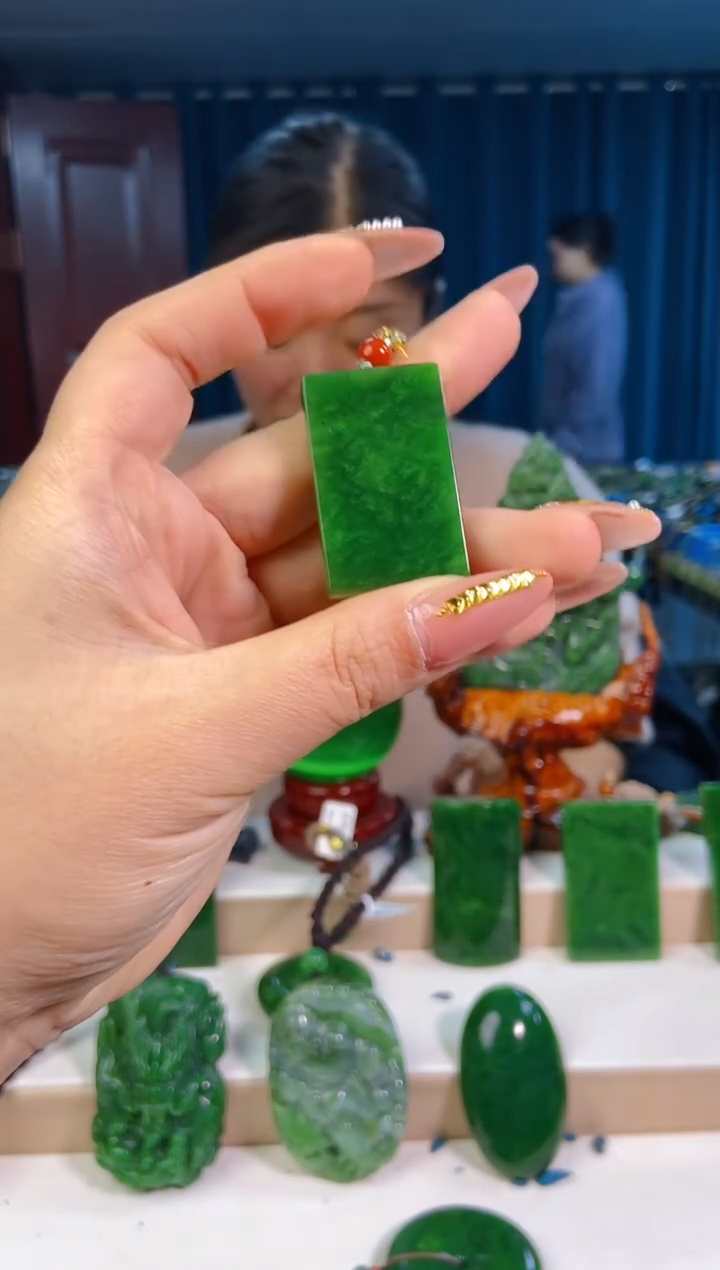 【闪购商品】和田玉挂件未镶嵌1
