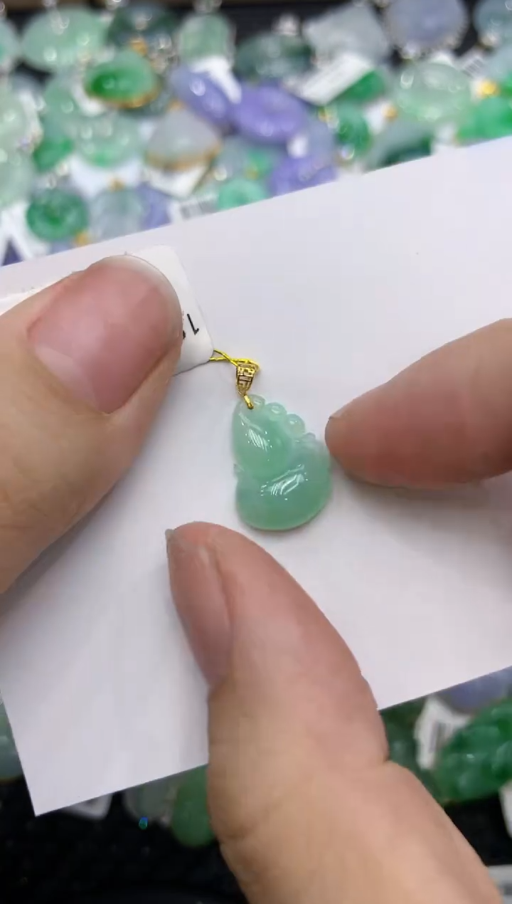 【闪购商品】翡翠颈饰18K金镶嵌111111111111