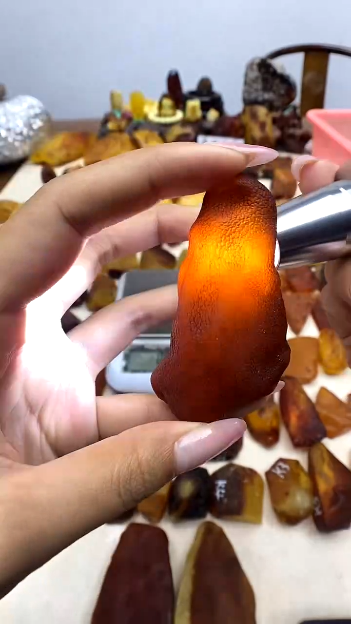 定制琥珀天然琥珀蜜蜡原石25.8g