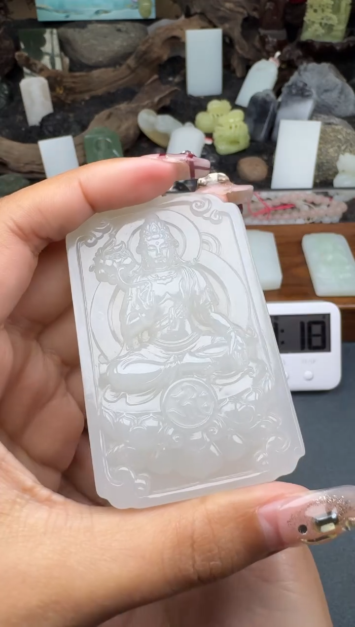 【闪购商品】和田玉颈饰未镶嵌菲菲