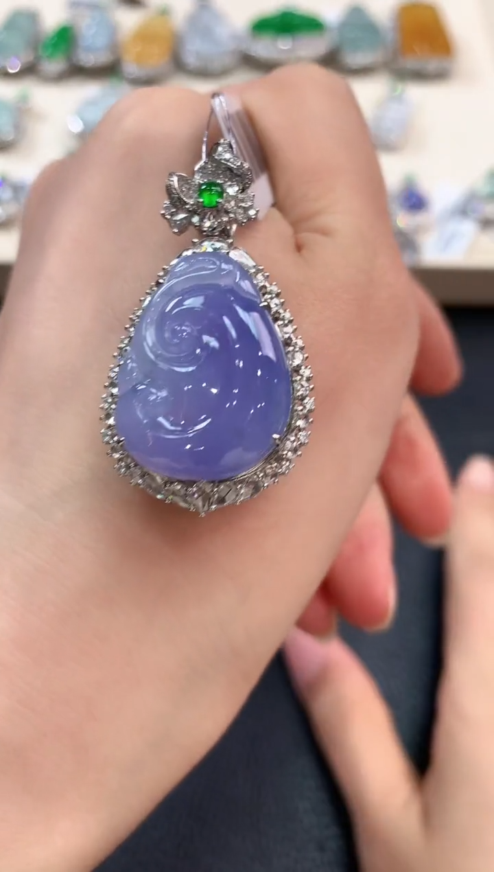 【闪购商品】翡翠吊坠(不含链)18K金镶嵌n94有色差