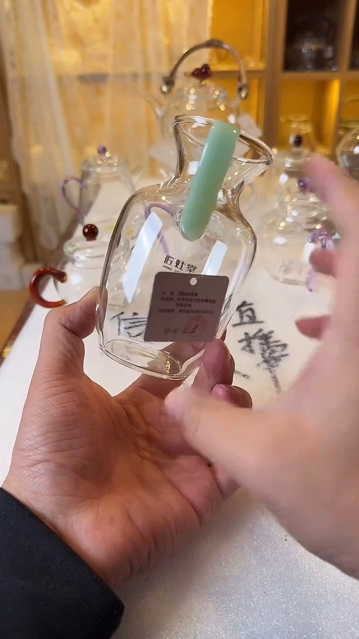 执壶云绿。。。。。。。。。。