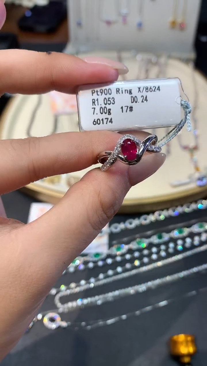 铂Pt900镶嵌戒指定制红宝石W415|11800